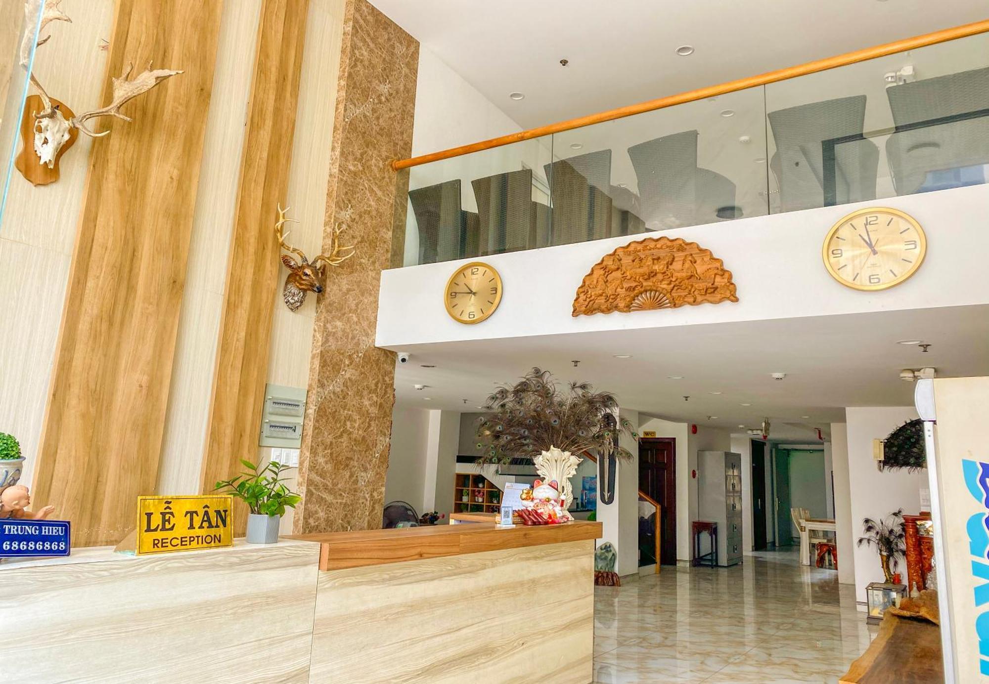 Khach San Trung Hieu Vung Tau Hotel Buitenkant foto