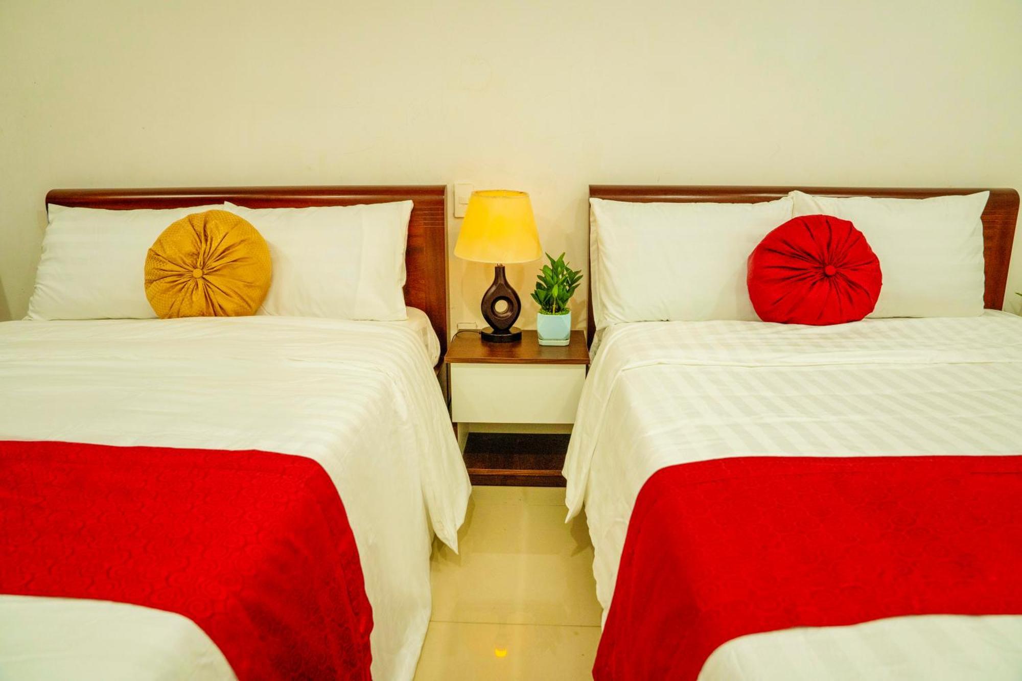 Khach San Trung Hieu Vung Tau Hotel Buitenkant foto