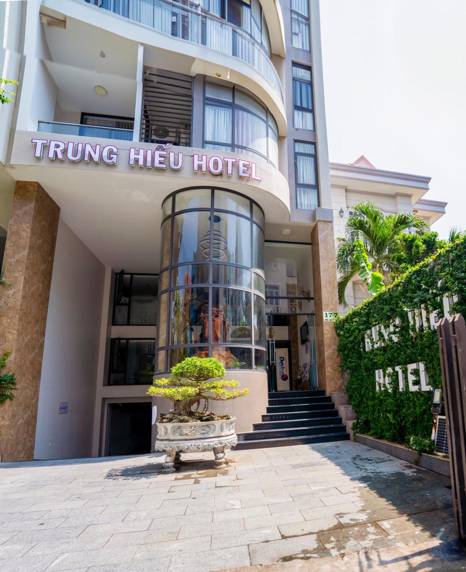 Khach San Trung Hieu Vung Tau Hotel Buitenkant foto